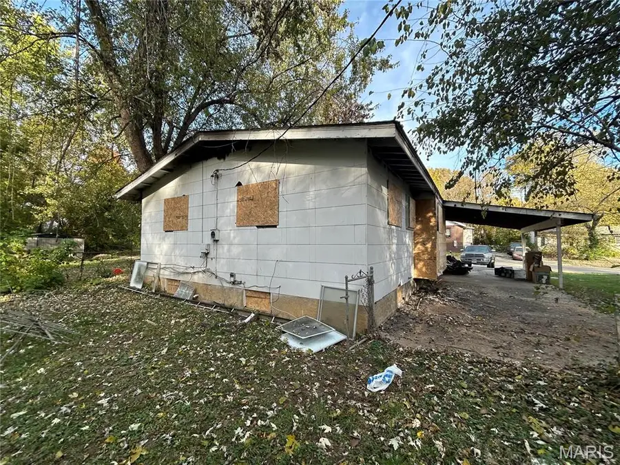 10159 Green Valley Drive, Saint Louis, MO 63136 - Image #3