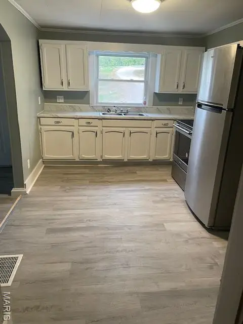 432 Hickory Street, Saint Clair, MO 63077 - Image #2