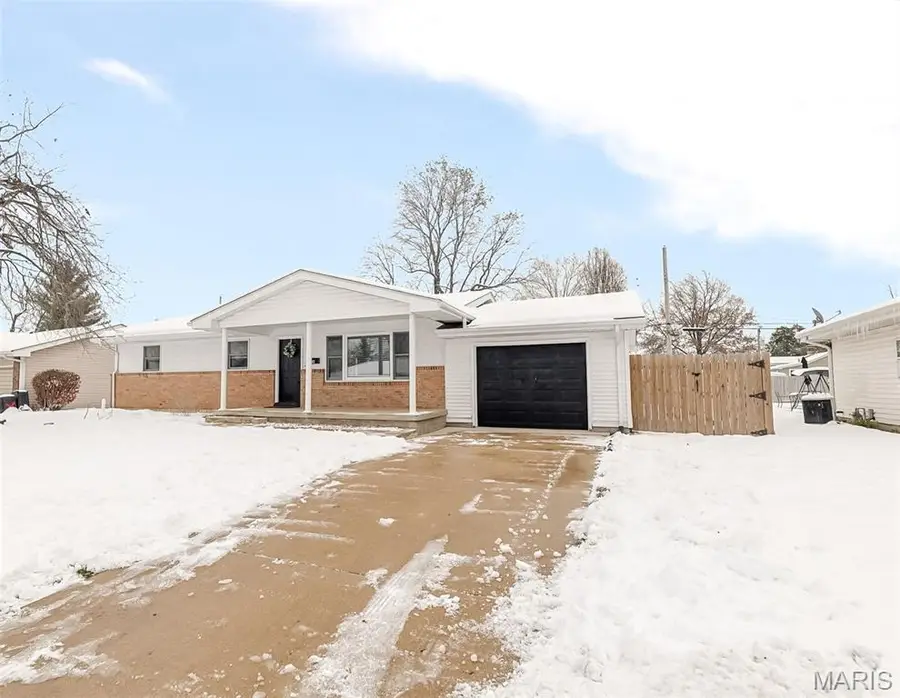 441 Sanders Street, Bethalto, IL 62010 - Image #2