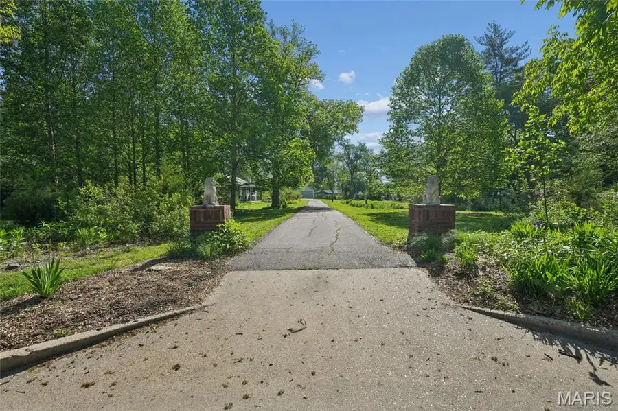 232 Old Ballwin Road, Ballwin, MO 63021 - #2