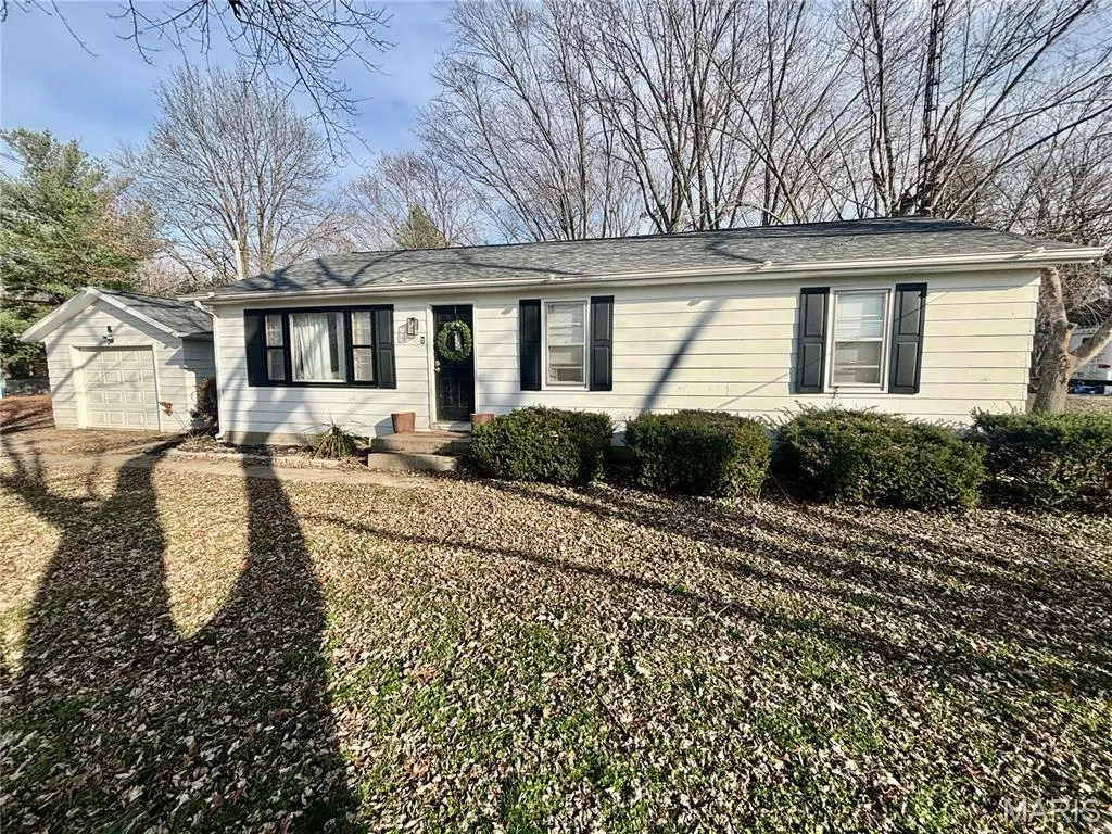 2333 S Pine Street, Centralia, IL 62801 - Image #1