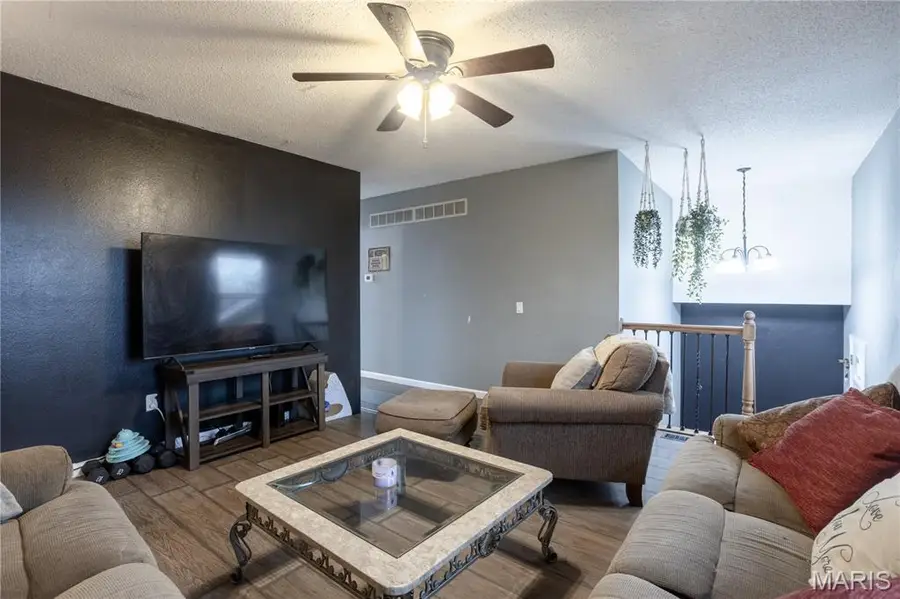 21 Trade Winds Drive, Saint Peters, MO 63376 - Image #2