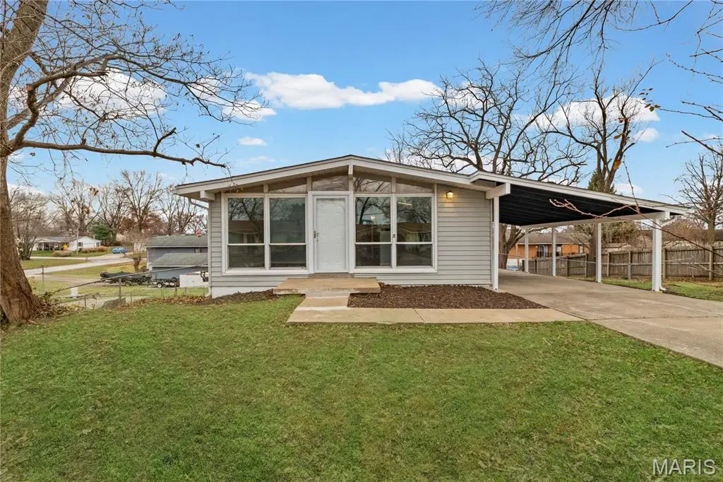 6 Mound Drive, Saint Peters, MO 63376 - Image #1