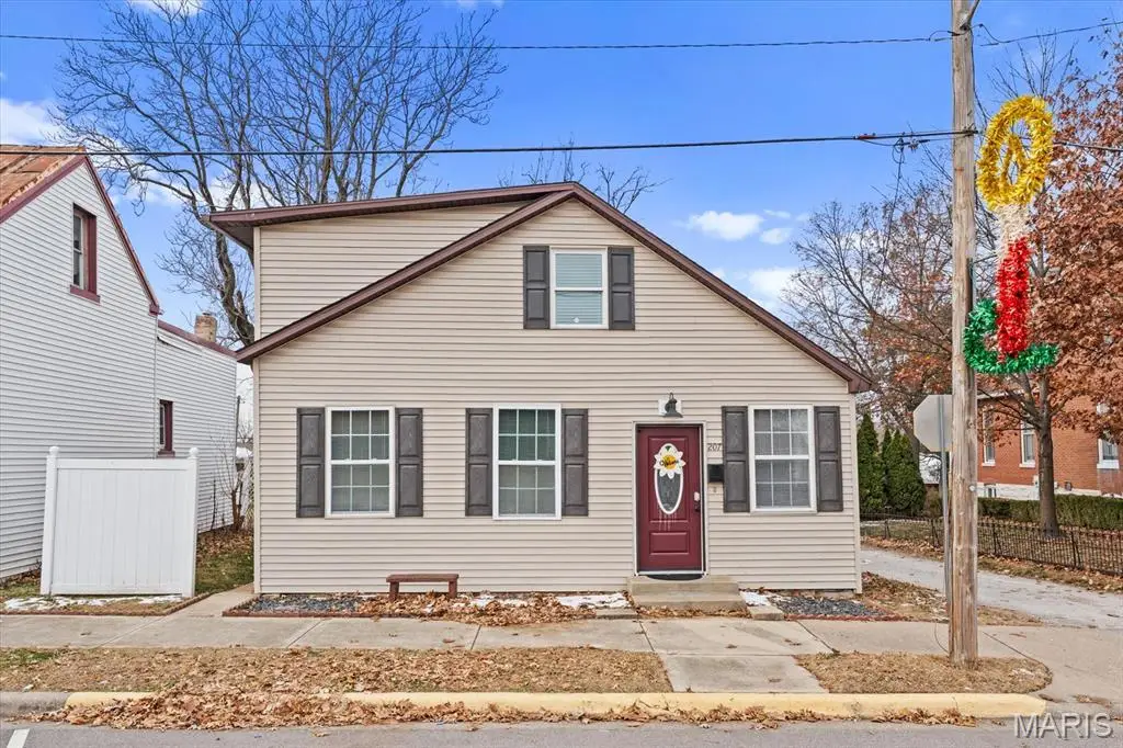 207 N Main Street, Waterloo, IL 62298 - Image #1