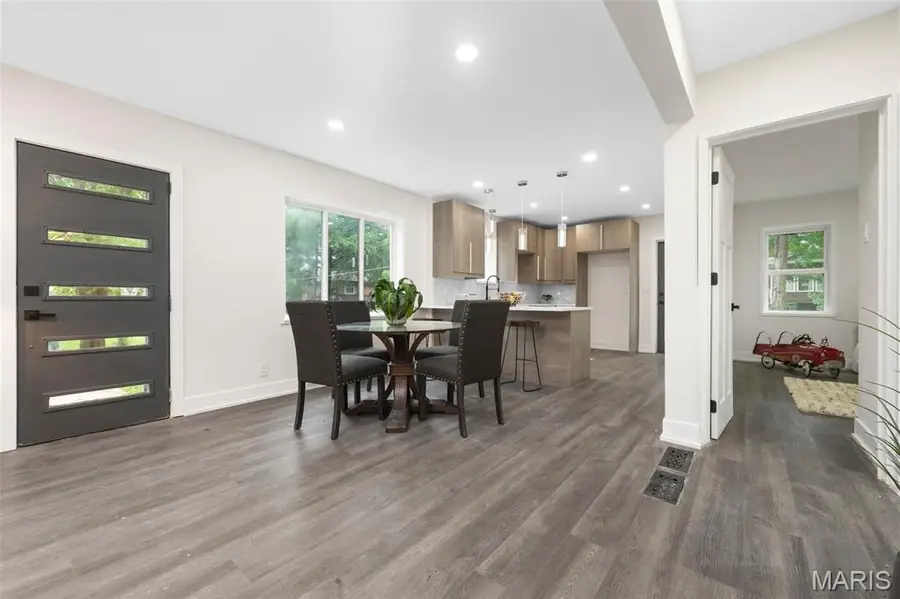 7449 Wayne Avenue, Saint Louis, MO 63130 - Image #3