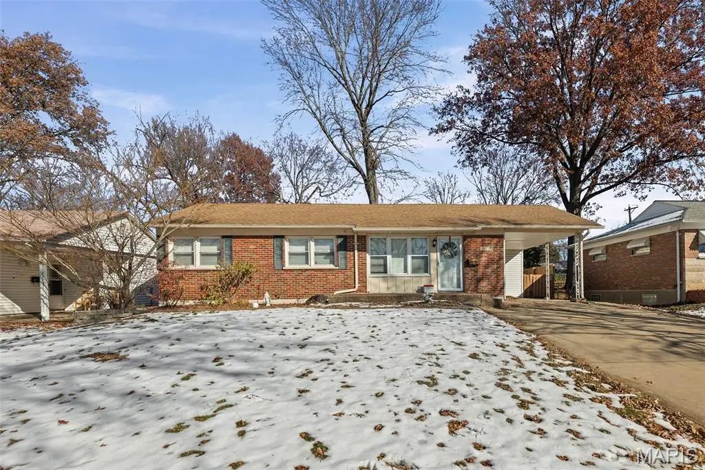 4423 Little Chief Drive, Saint Louis, MO 63123 - Image #1
