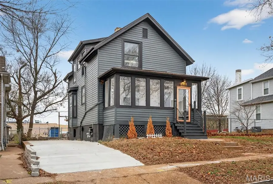3211 Portis Avenue, Saint Louis, MO 63116 - Image #3