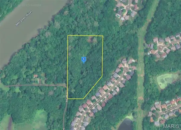 3801 Green Road, St Louis, MO 63129