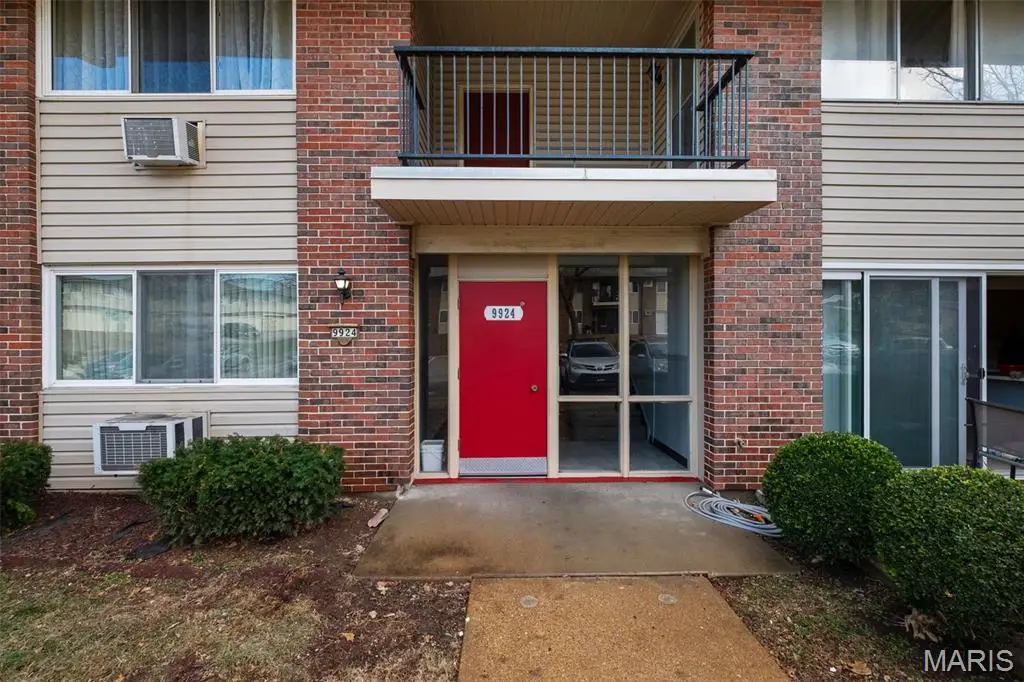 9924 Bunker Hill Drive #G, Saint Louis, MO 63123 - Image #1