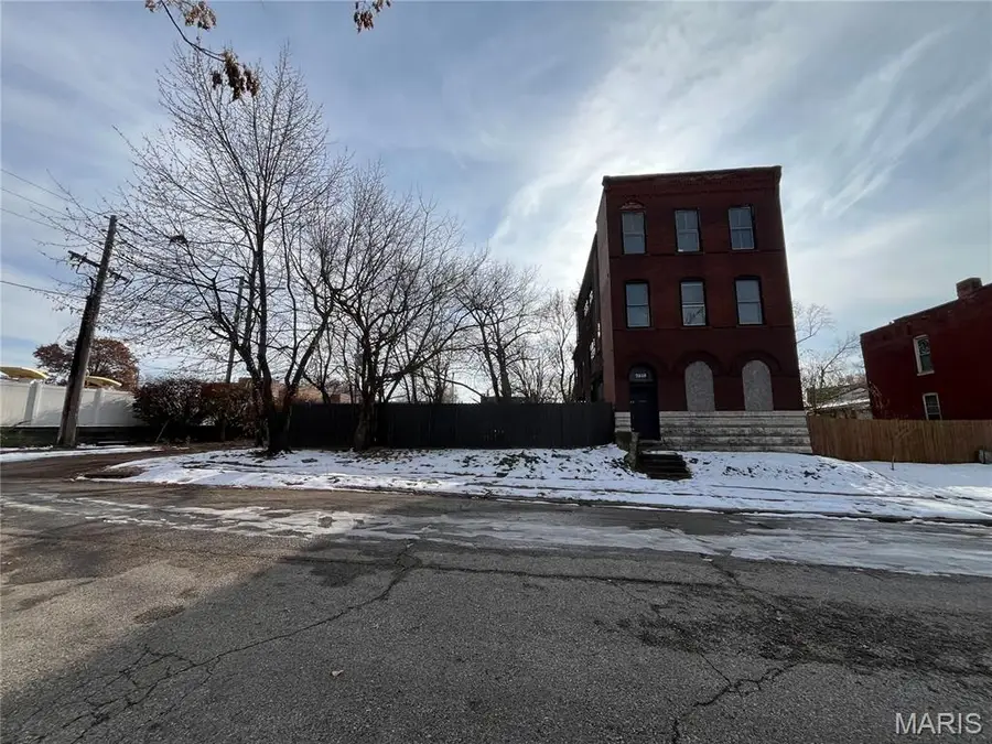 2614 Geyer Avenue, Saint Louis, MO 63104 - Image #2