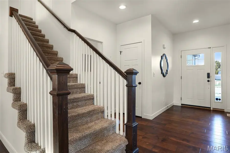 120 Meridian Oaks Drive, Glen Carbon, IL 62034 - Image #2