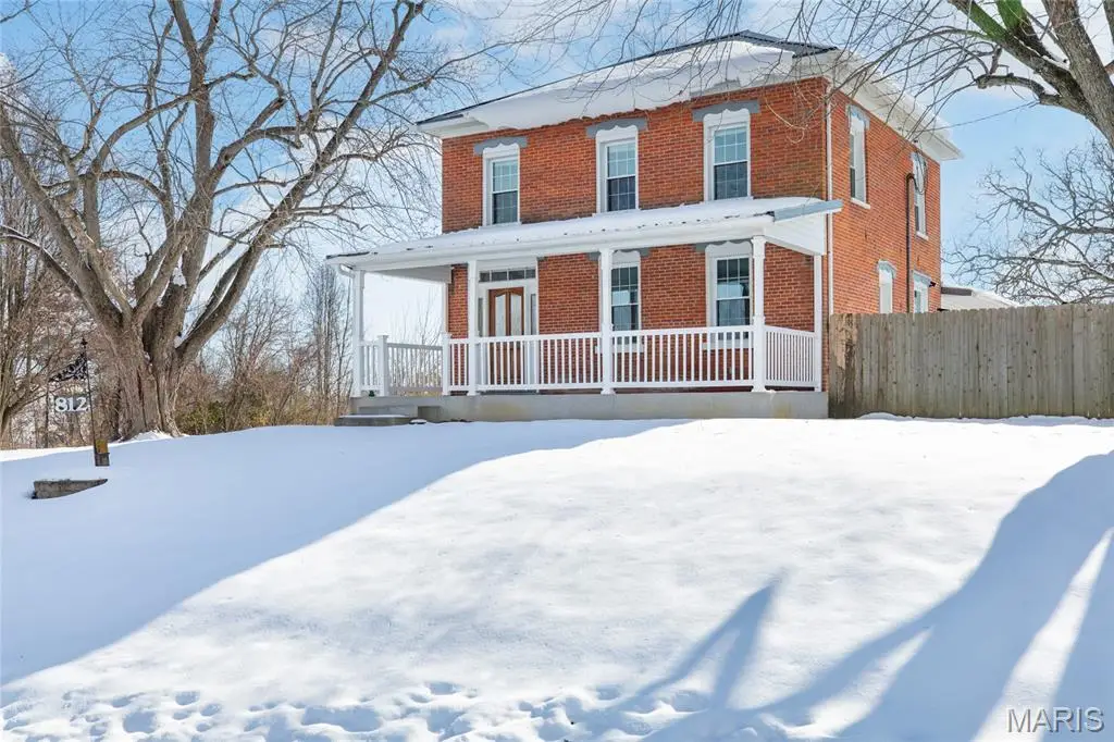 812 E Warren Street, Bunker Hill, IL 62014 - Image #1