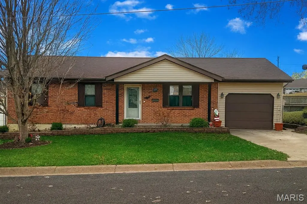 1226 W 8th Street, Washington, MO 63090 - Image #1