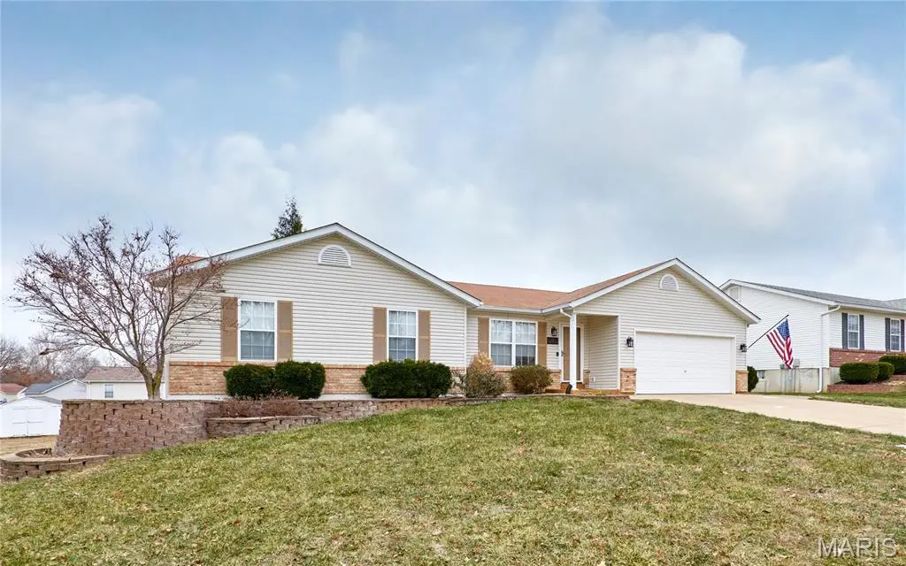 100 Robin Hood Drive, Troy, MO 63379 - Image #1