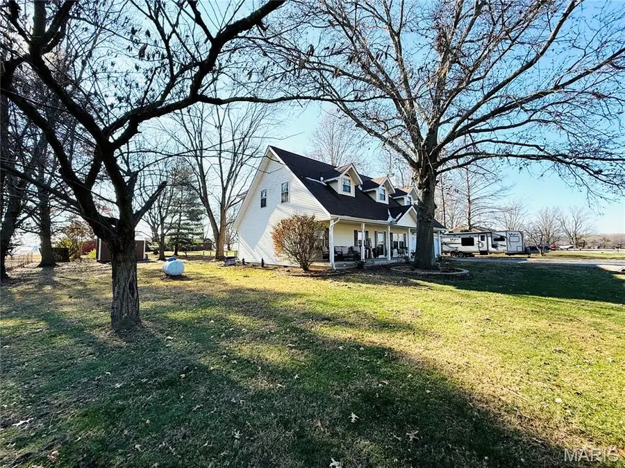4000 Apache Circle, Pinckneyville, IL 62274 - Image #3