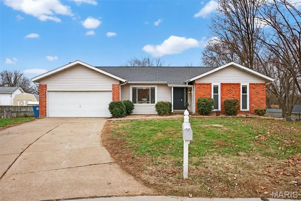 4 Sunnydays Court, Saint Charles, MO 63303 - Image #1