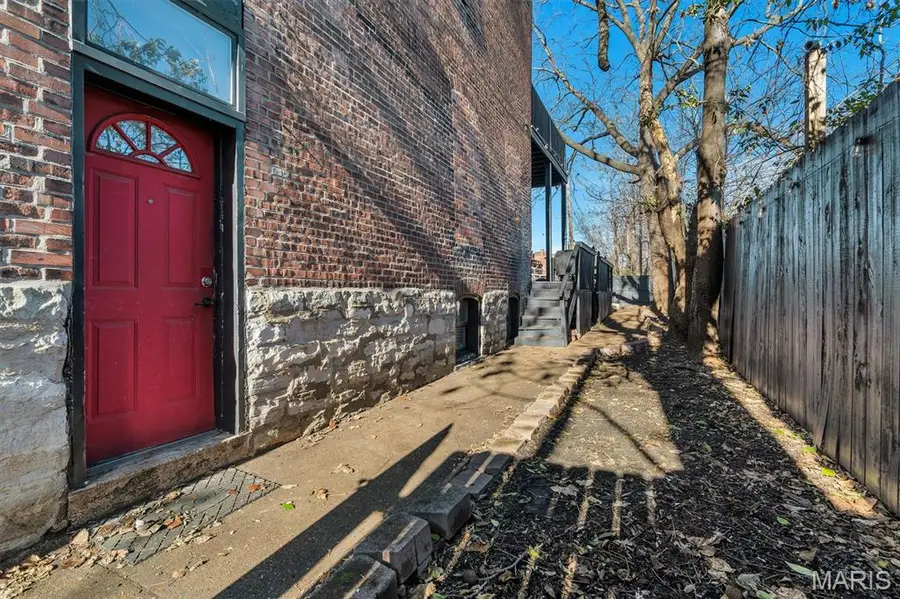 Address Withheld By Seller, Saint Louis, MO 63118 - Image #3