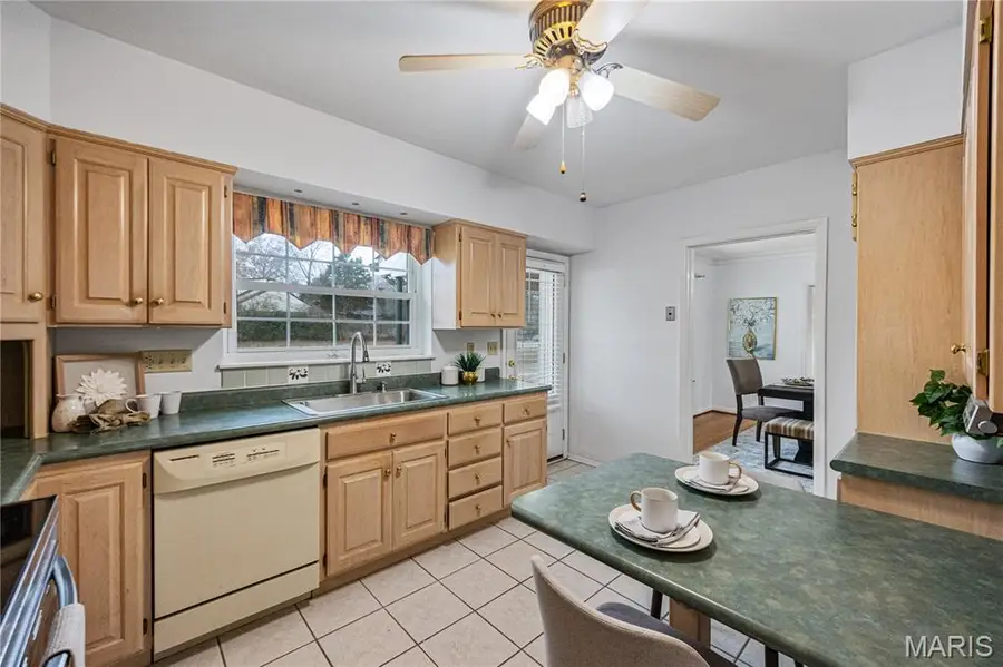 8621 S Laclede Station Road, Gravois, MO 63123 - Image #3