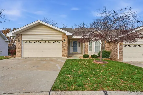 903 Palmer Court #3, Lake St Louis, MO 63367