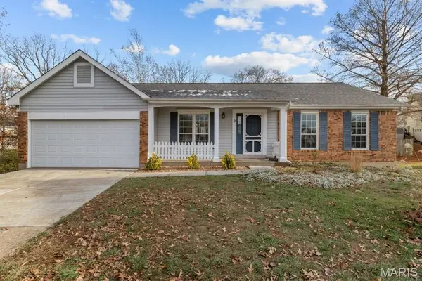 9 Tamerton Court, St Peters, MO 63376