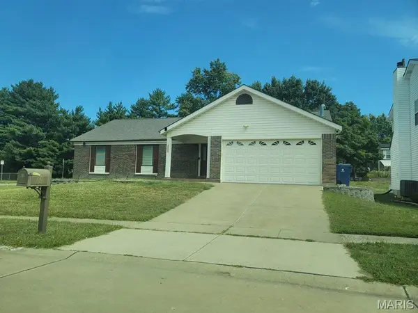 1062 Patience Drive, Florissant, MO 63034