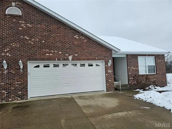 601 Elizabeth Drive, Litchfield, IL 62056