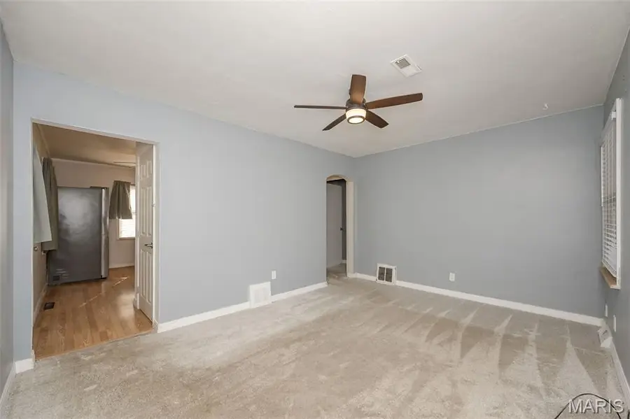 10212 Saint Arthur Lane, Saint Ann, MO 63074 - Image #3