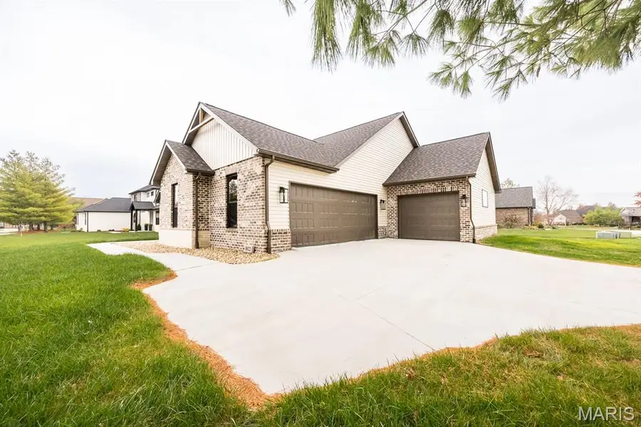 1022 Barteau Drive, Swansea, IL 62226 - Image #3