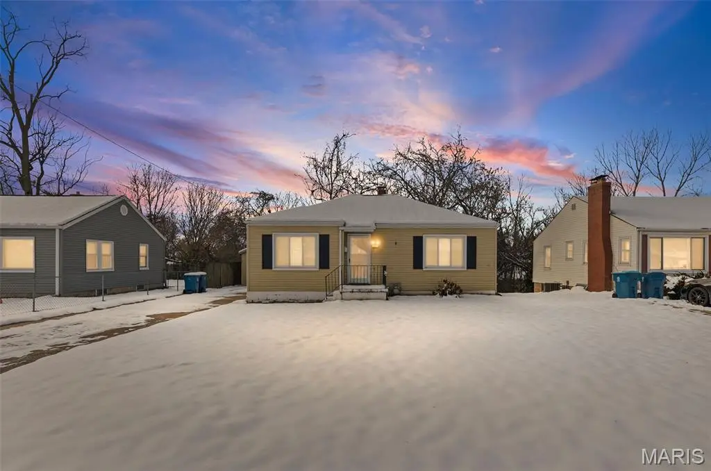 608 Milton Road, Alton, IL 62002 - Image #1