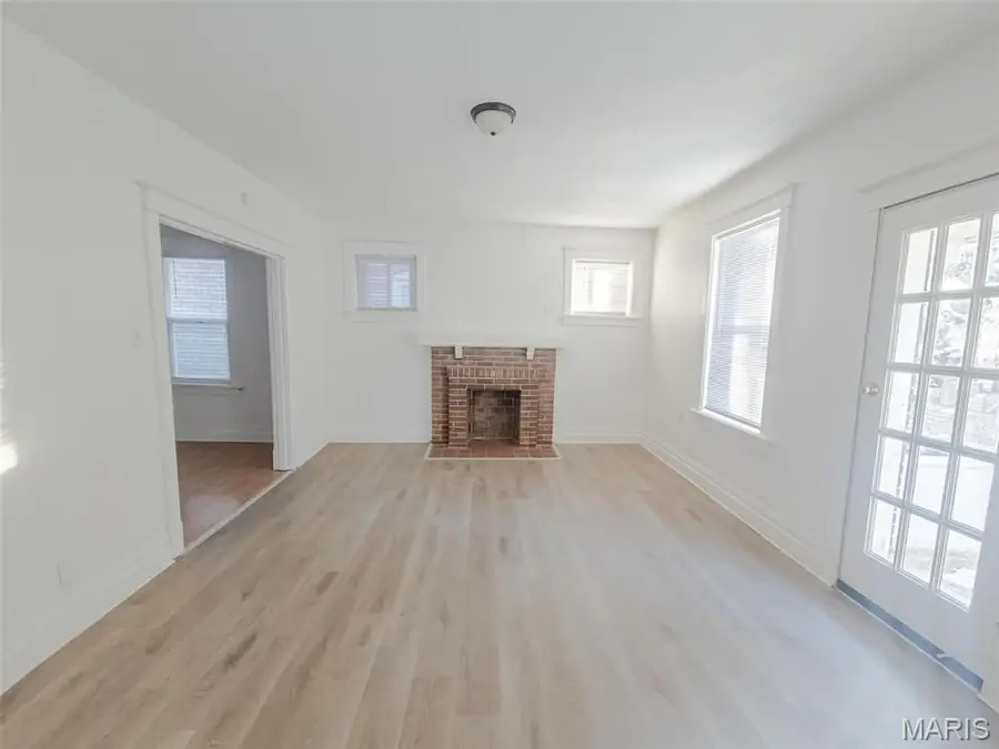 4126 Minnesota Avenue, Saint Louis, MO 63118 - Image #2