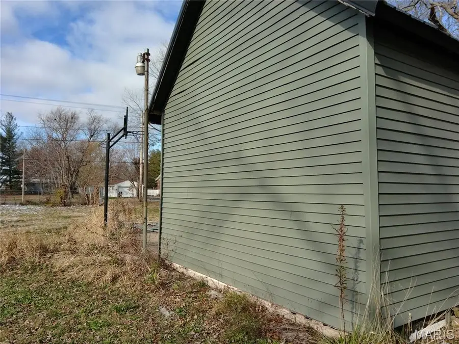 305 S Main Street, Sandoval, IL 62882 - Image #3