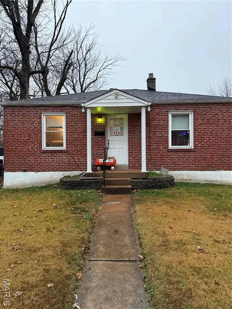 9440 Baltimore Avenue, Overland, MO 63114 - #1