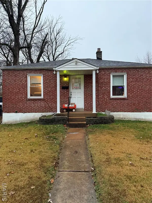 9440 Baltimore Avenue, Overland, MO 63114