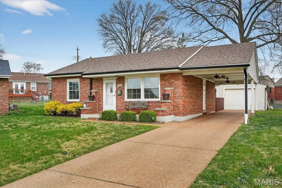 7313 Yates Street, Saint Louis, MO 63116 - #2