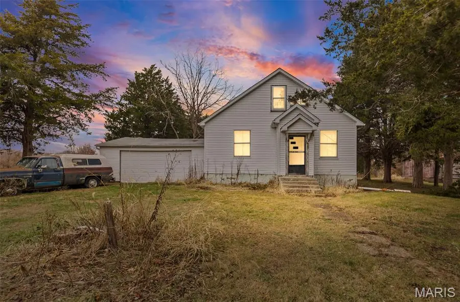 18890 Oakwood Lane, Benld, IL 62009 - Image #3