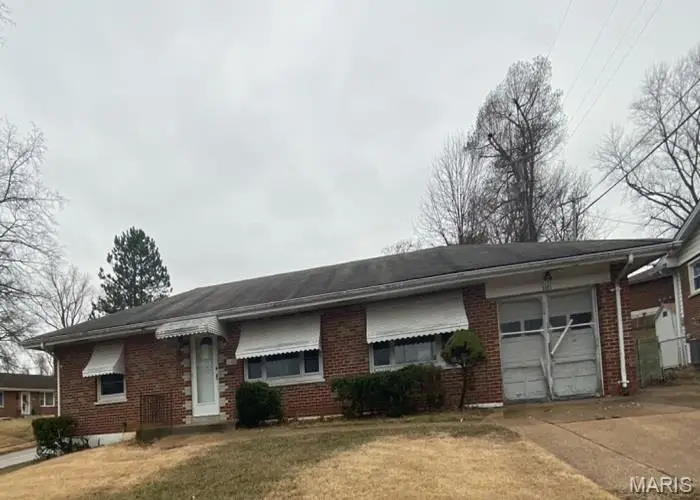 5101 Rockingham Drive, Saint Louis, MO 63121 - Image #1