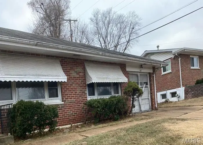 5101 Rockingham Drive, Saint Louis, MO 63121 - Image #3