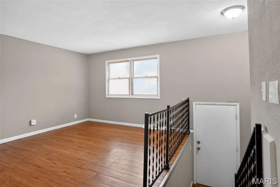 9157 Victory Avenue, Saint Louis, MO 63136 - Image #3