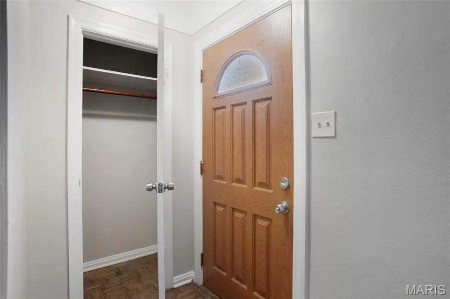 613 Plantmore Drive, Saint Louis, MO 63135 - Image #3