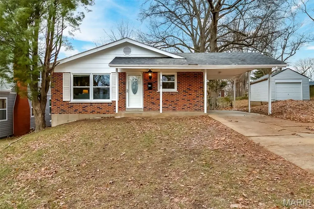 318 N Dade Avenue, Ferguson, MO 63135 - Image #1