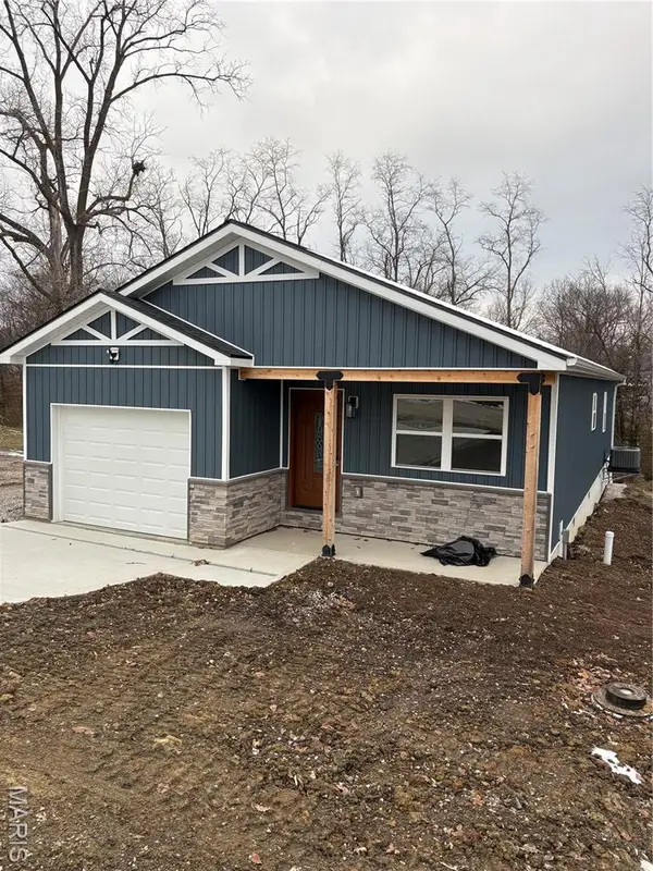 420 Saint Elmo Street, Paris, MO 65275