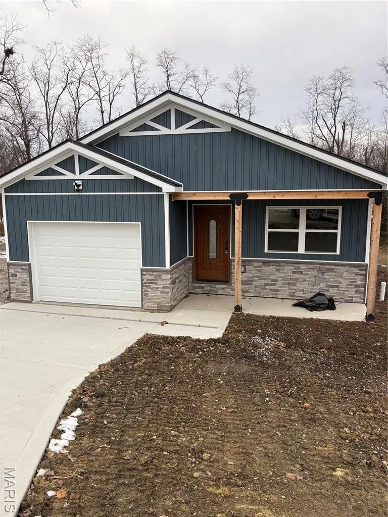 420 Saint Elmo Street, Paris, MO 65275 - Image #2