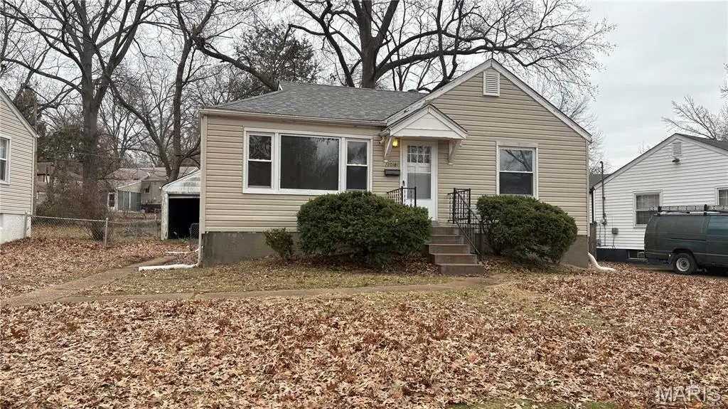 2018 Raven Drive, Saint Louis, MO 63133 - Image #1