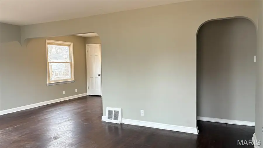 2018 Raven Drive, Saint Louis, MO 63133 - Image #2