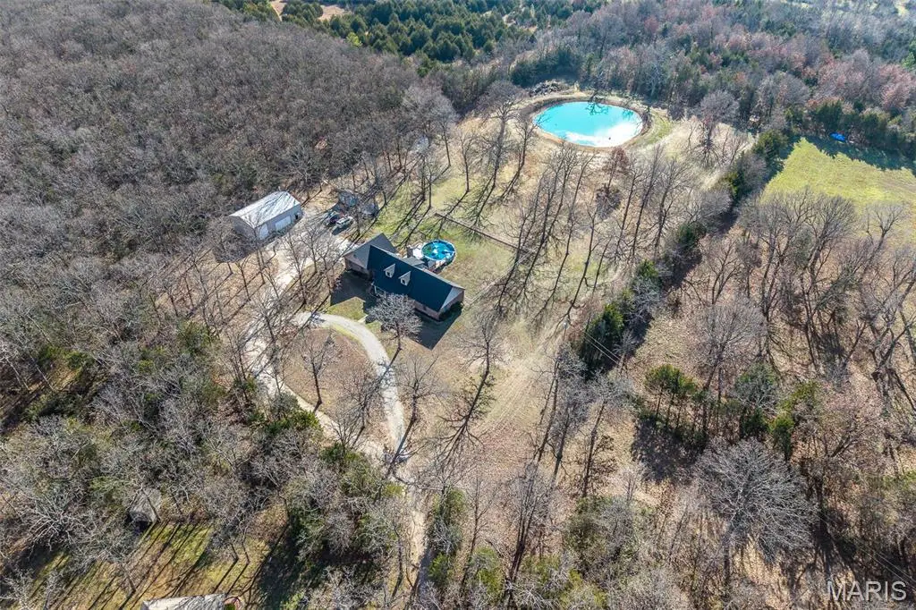 22198 Glencastle Lane, Lebanon, MO 65536 - Image #1