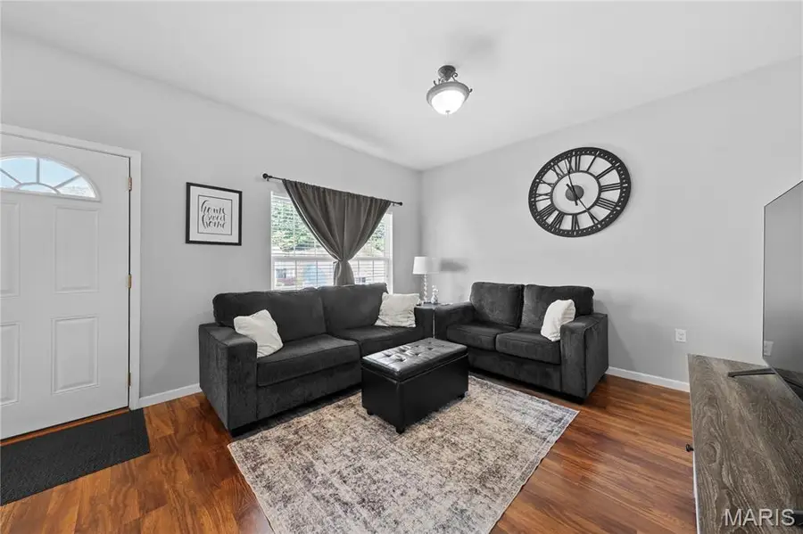 978 San Luis Drive, Fenton, MO 63026 - Image #2