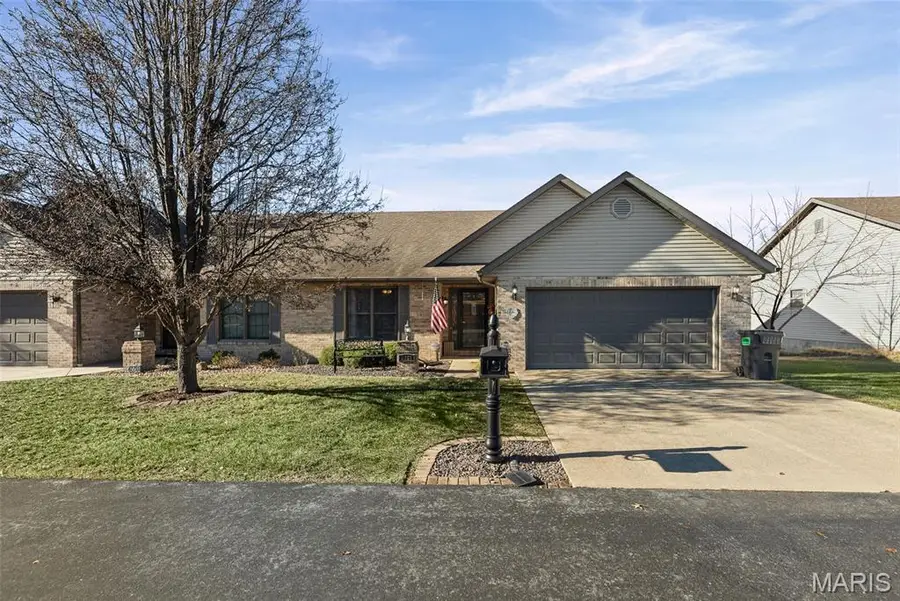 2759 E B Street Road, Belleville, IL 62221 - #2