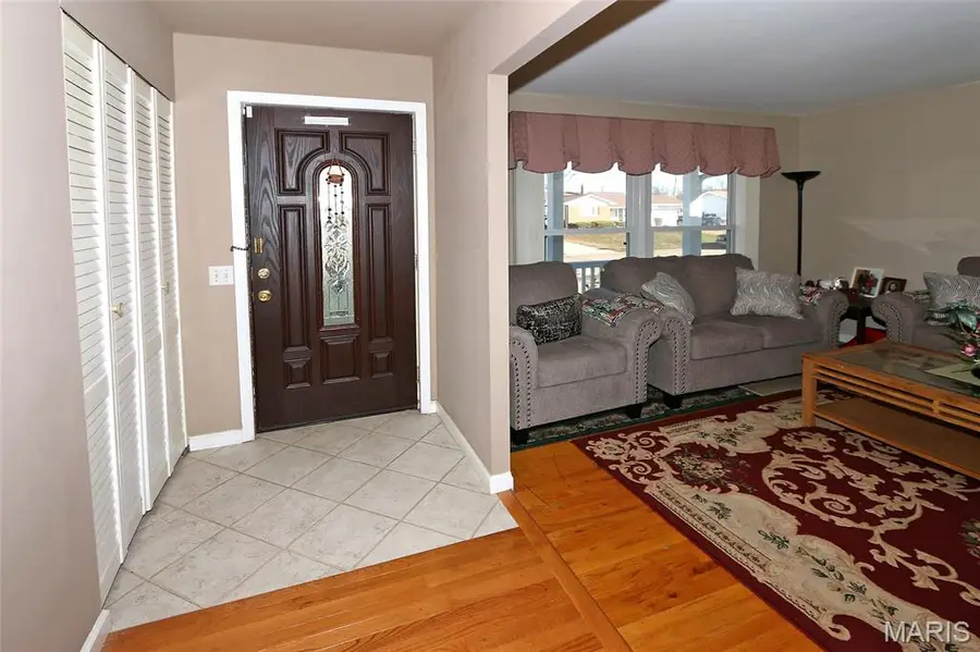 3365 Brunswick Drive, Florissant, MO 63033 - #2