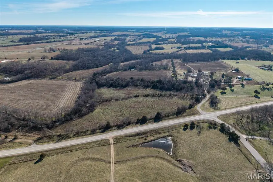 O Mo-32, Lebanon, MO 65536 - Image #2