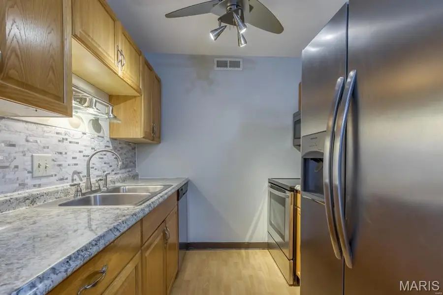 1464 Hawks Nest Court #27, Saint Charles, MO 63303 - Image #2